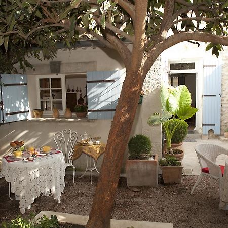 말러모트 라 메종 뒤 프앵트르 앙 프로방스 B&B 외부 사진